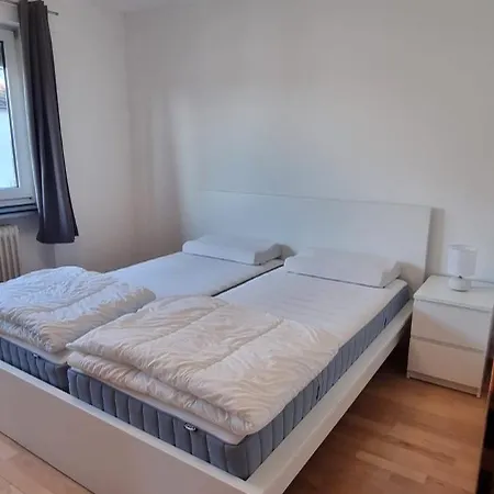 2 Direkt Im Stadt Zentrum Apartment Saarbruecken